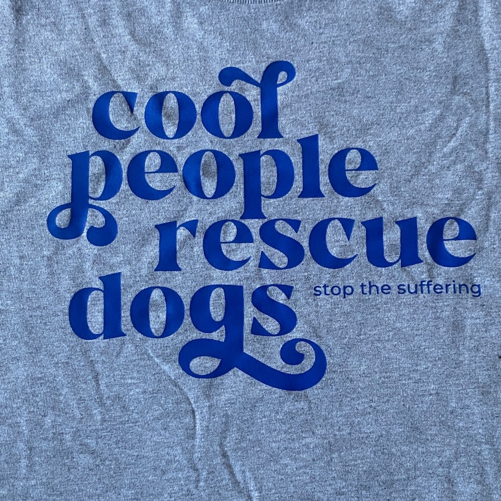 NWT Two Rescue Dog Tees 2XL R30 - Picture 2 of 3